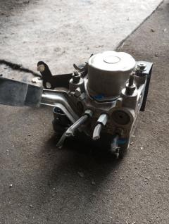 Блок ABS 89541-52430 на Toyota Ist NCP65 1NZ-FE Фото 4