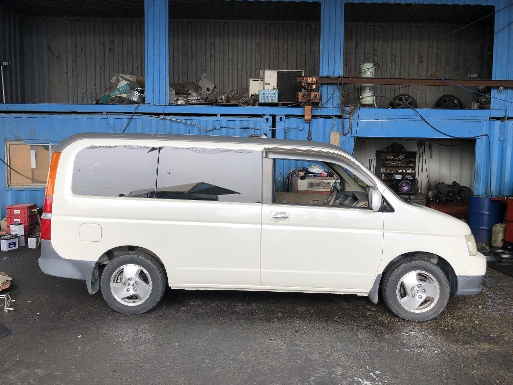 Honda stepwgn rf3