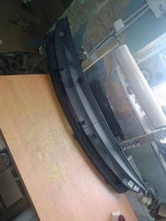 Решетка под лобовое стекло на Toyota Vitz KSP90 Фото 13