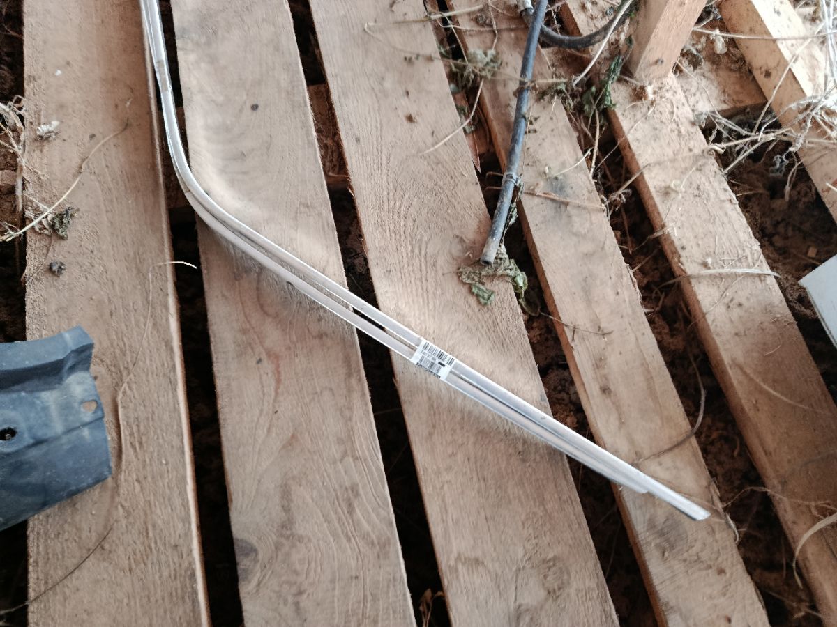 Молдинг на кузов на Mercedes-Benz S-Class W126.039 Фото 4