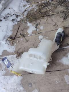 Бачок омывателя на Jeep Patriot Фото 4