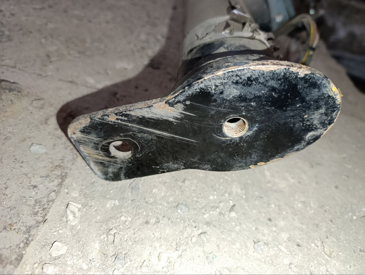 Фаркоп на Mitsubishi Delica Space Gear PE8W Фото 7