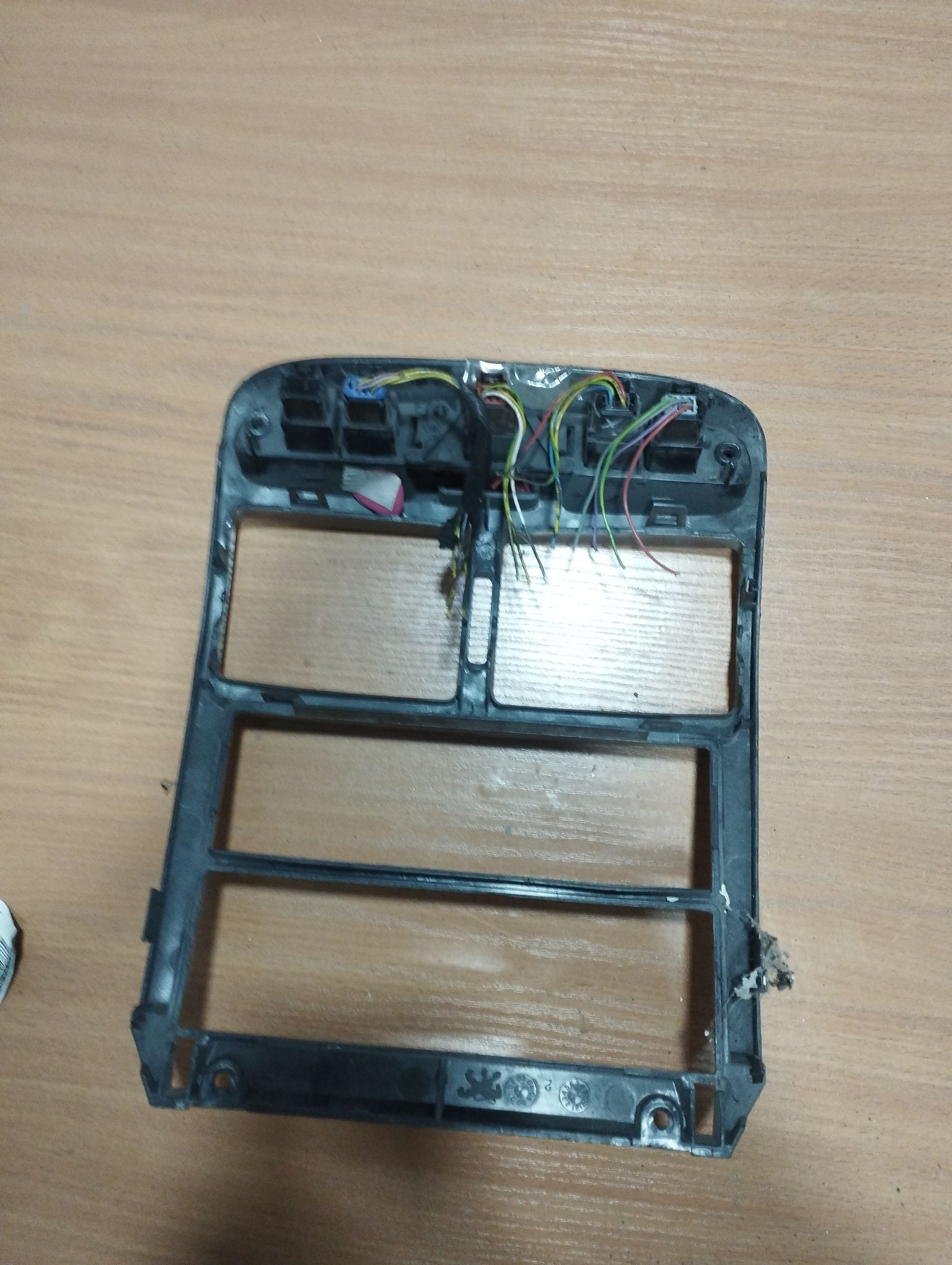 Консоль магнитофона на Peugeot 307 3CRFN Фото 10