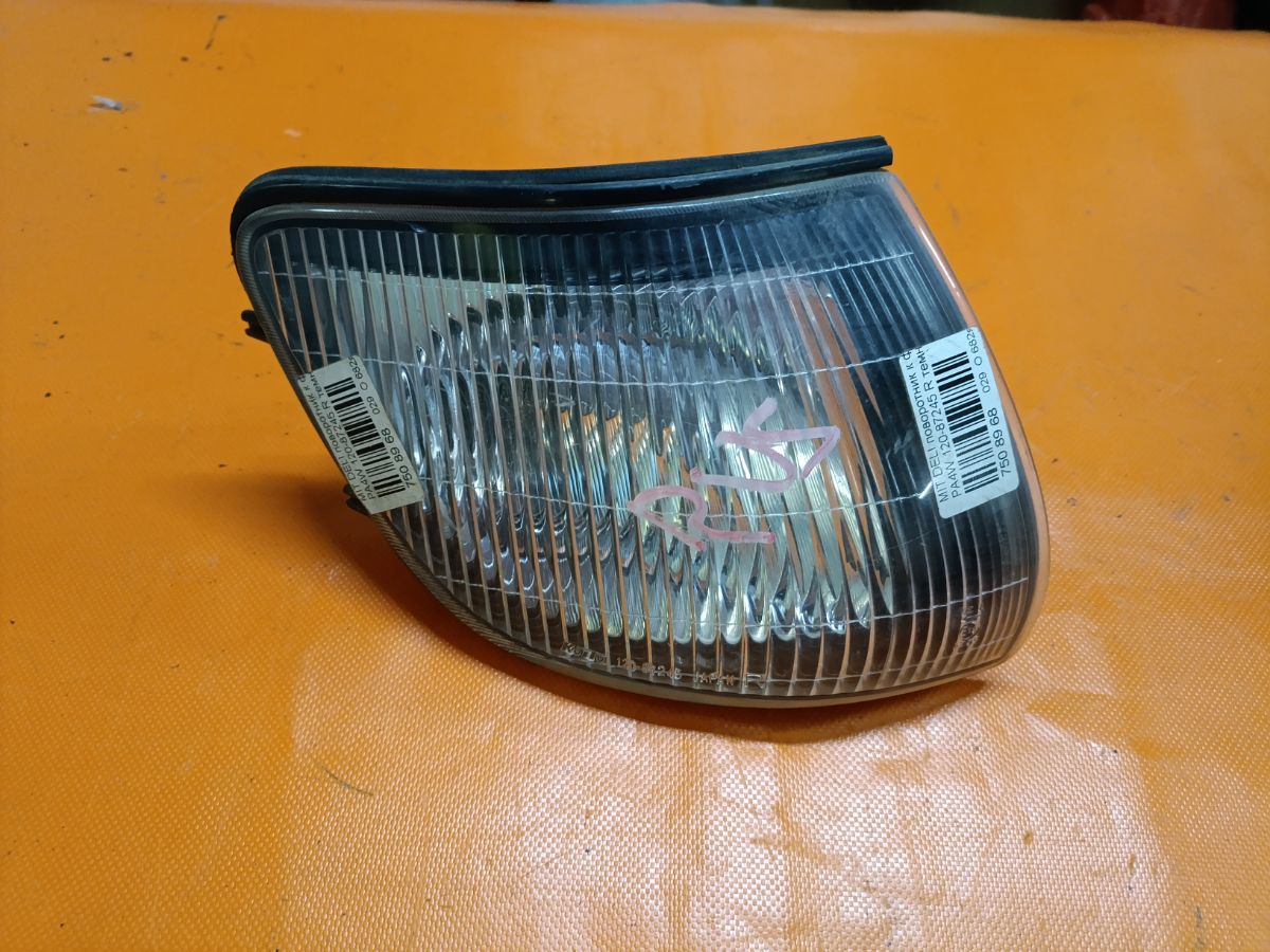 Поворотник к фаре 120-87245 120-87245, на Mitsubishi Delica Space Gear PA4W Фото 2