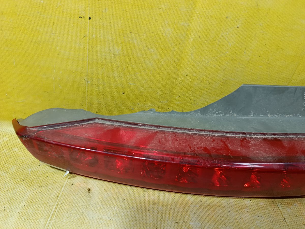 Стоп 44-63 44-63, на Toyota Isis ANM10G Фото 5