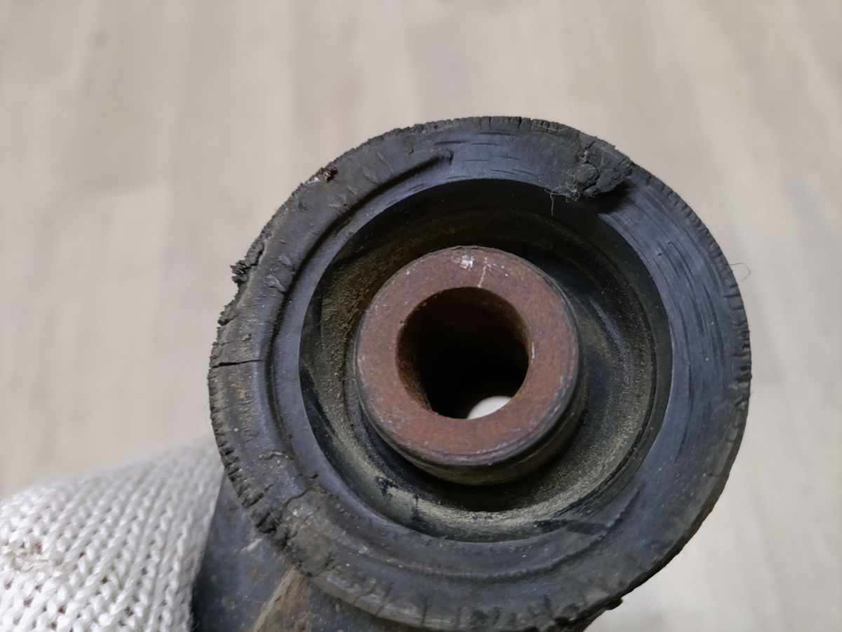 Рычаг на Mitsubishi Pajero V65W 6G74 Фото 5