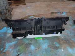 Монитор на Honda Elysion RR1 Фото 4