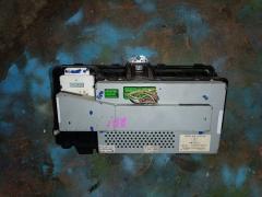 Монитор на Honda Elysion RR1 Фото 5