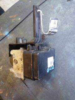 Блок ABS 44050-20080, 44050-20081, 44050-20082, 44050-63010 на Toyota Opa ZCT10 1ZZ-FE Фото 4