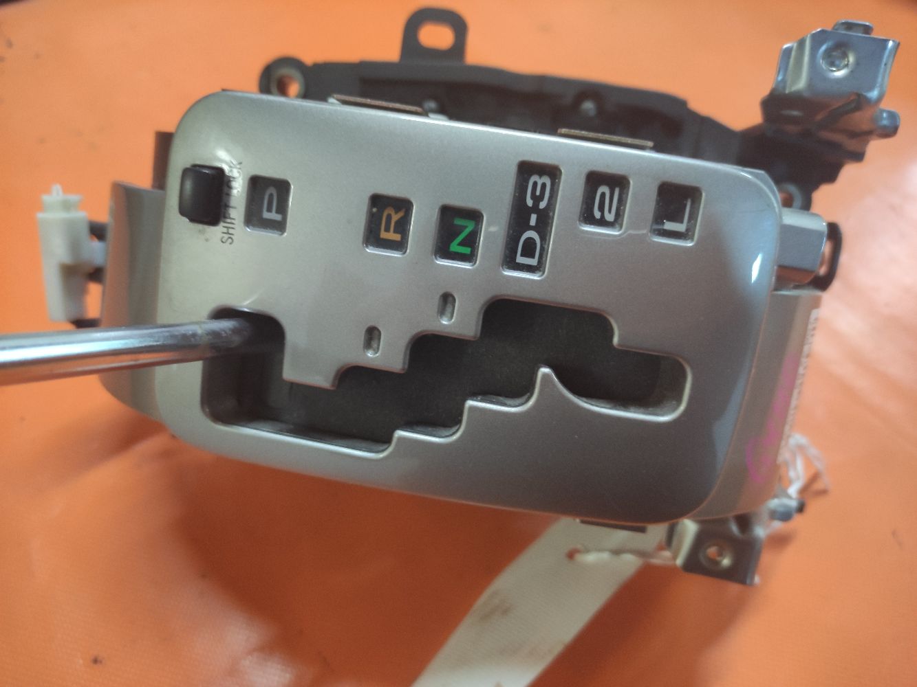 Ручка КПП на Toyota Mark Ii GX110 Фото 3