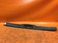 Обшивка багажника на Nissan Serena C25 Фото 1