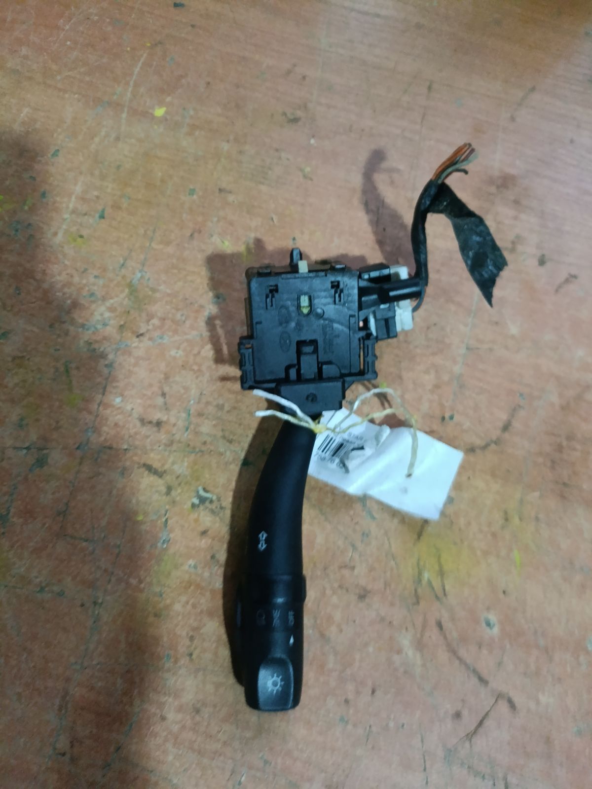 Переключатель поворотов на Hyundai Starex TQ Фото 4