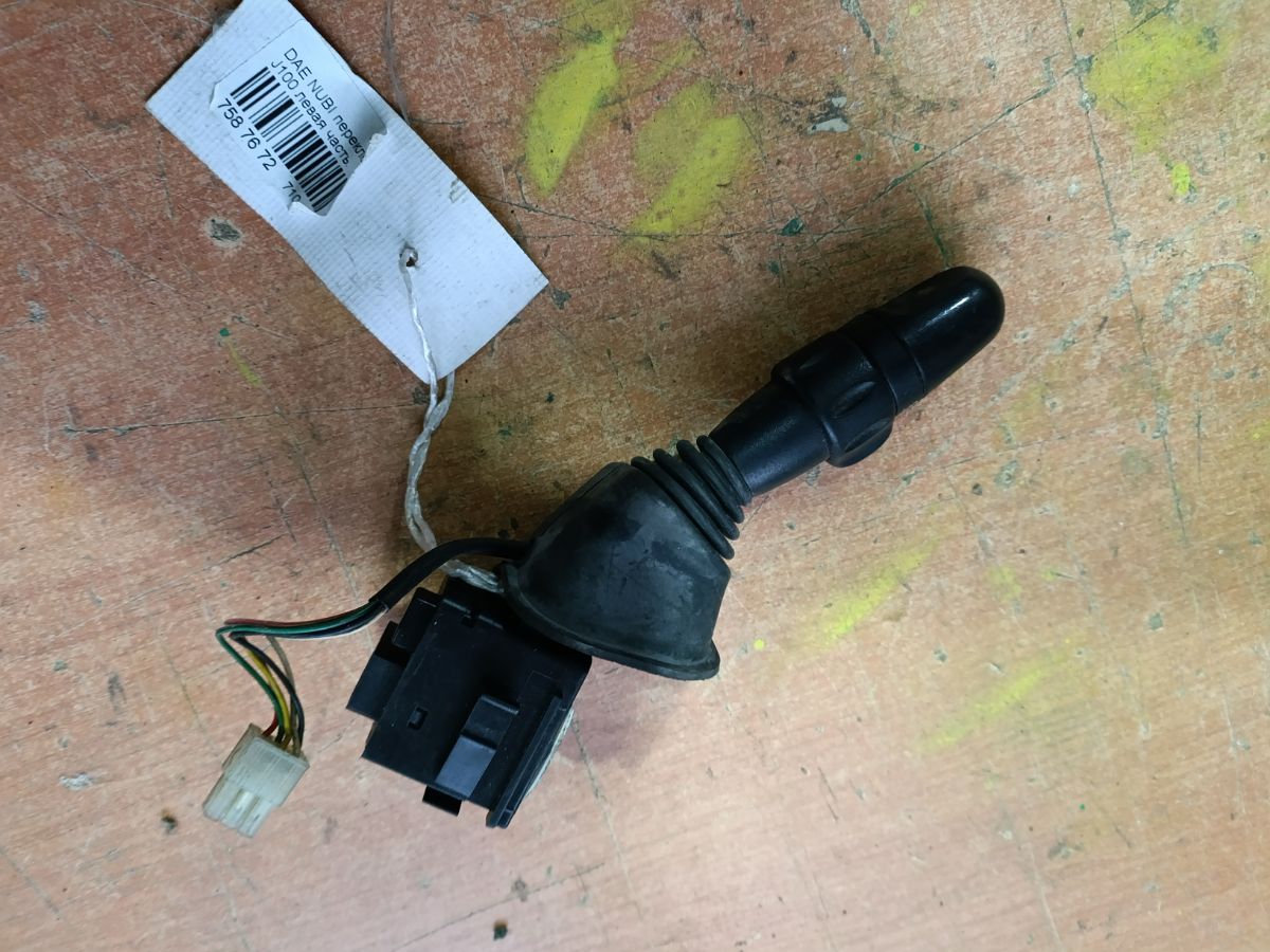 Переключатель поворотов на Daewoo Nubira J100 Фото 4