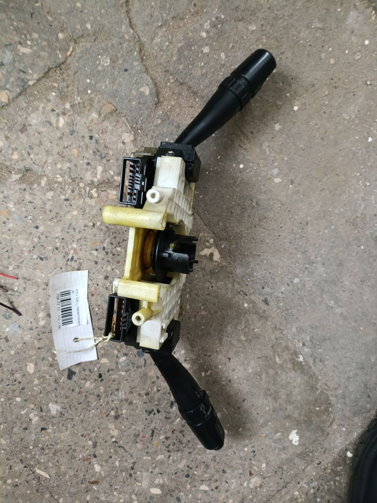 Переключатель поворотов на Hyundai Galloper JK Фото 9