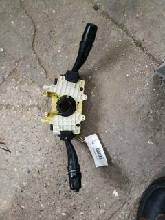 Переключатель поворотов на Hyundai Galloper JK Фото 5