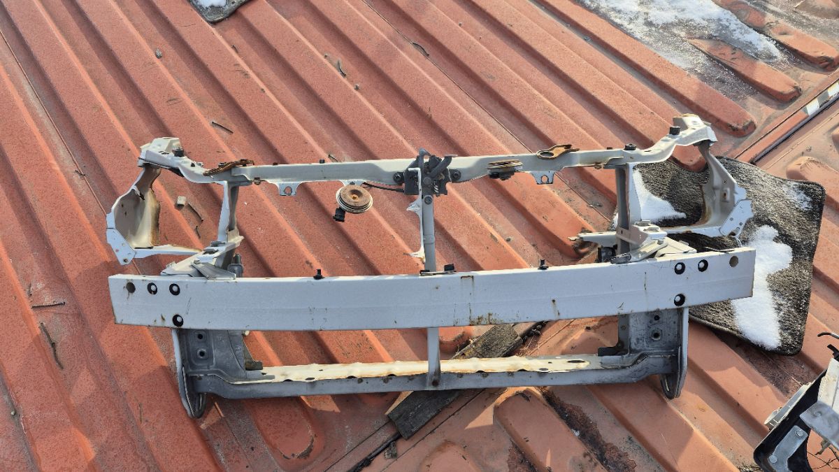 Телевизор на Toyota Caldina AZT246W 1AZ-FSE Фото 2