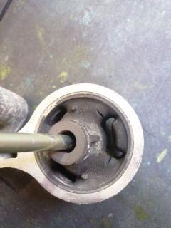 Подушка двигателя на Mazda Atenza GG3P L3-VDT Фото 2