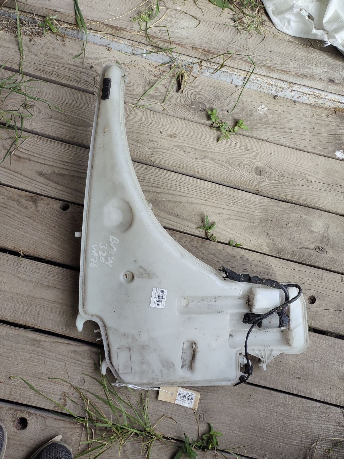 Бачок омывателя 61667238669 на Bmw 3-Series E90-VA76 Фото 3