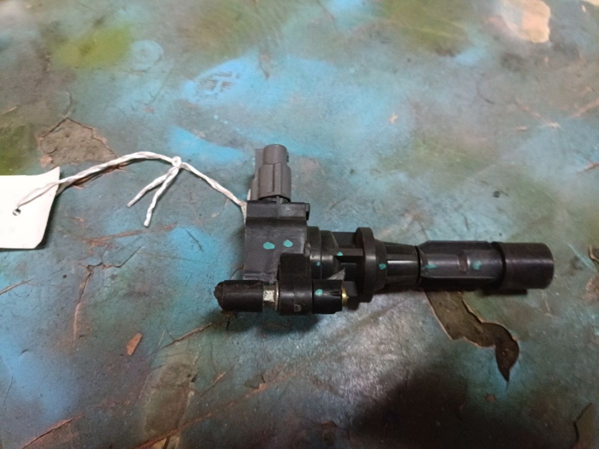 Катушка зажигания 6M8G-12A36-6, 099700-1062, IC-DL039, L3G2-18-100A, L3G2-18-100A-9U, L3G2-18-100B, LC-016-6351 на Mazda Atenza GG3S L3-VE Фото 2