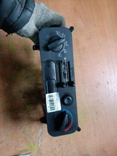 Блок управления климатконтроля на Mitsubishi Libero CD8W 4D68T Фото 6