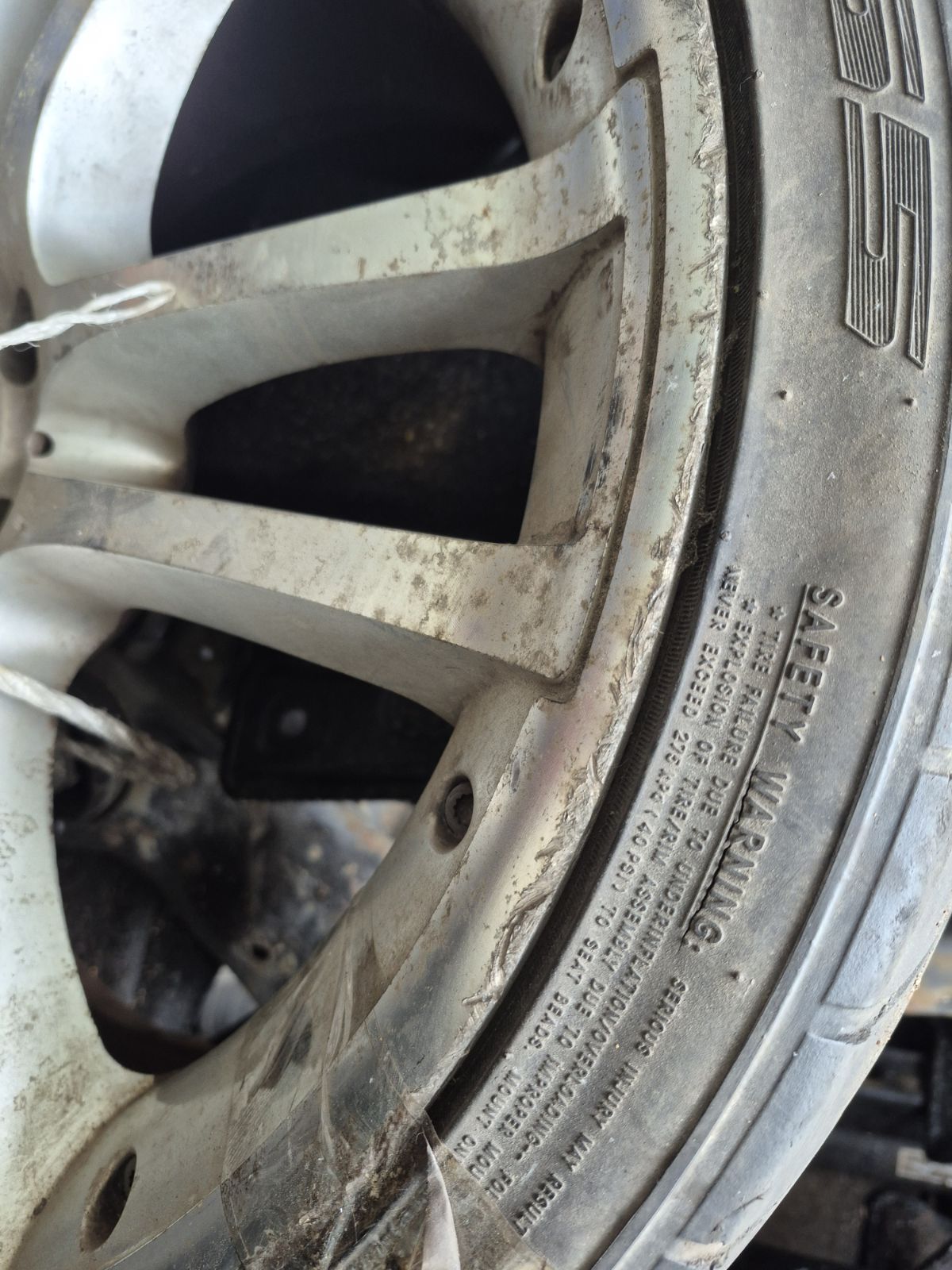 Автошина легковая летняя Extreme zr 245/35R20//275/30ZR20 NITTO 245/35R20//275/30ZR20 Фото 19