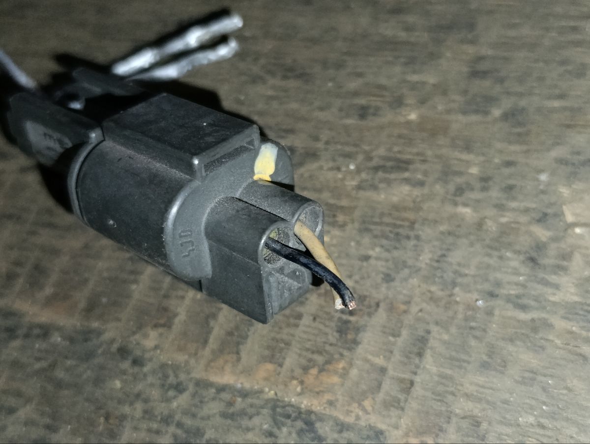 Датчик детонации на Mitsubishi Lancer CS5A 4G93 Фото 7