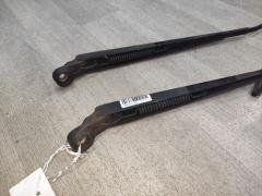 Держатель дворника на Toyota Dyna XZU301 Фото 4