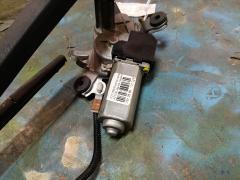 Держатель дворника 85241-20160 на Toyota Premio AZT240 Фото 5