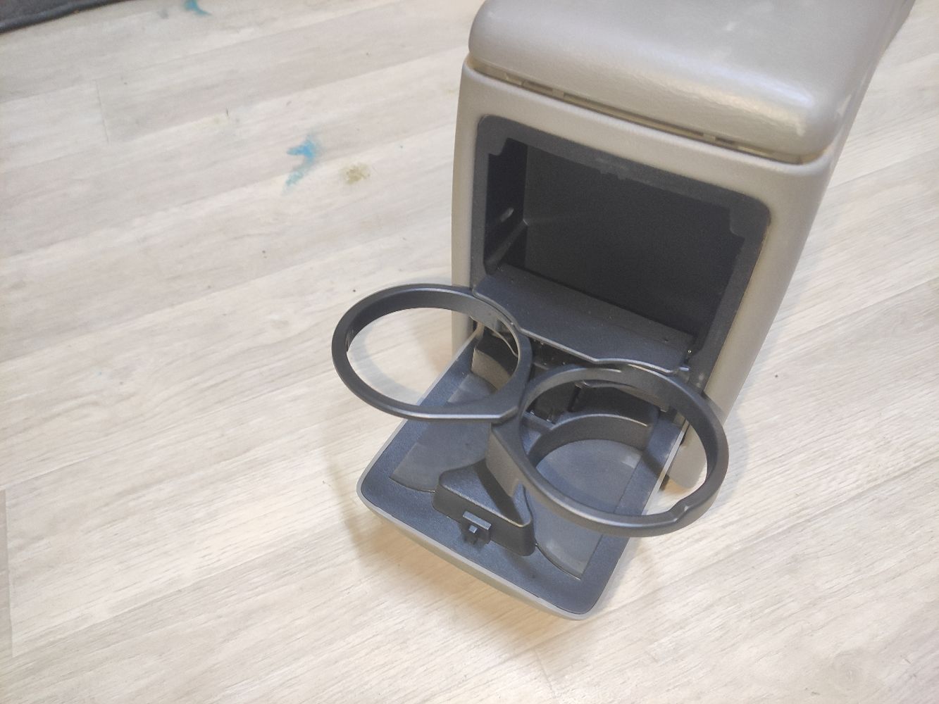 Бардачок на Subaru Forester SG5 Фото 2