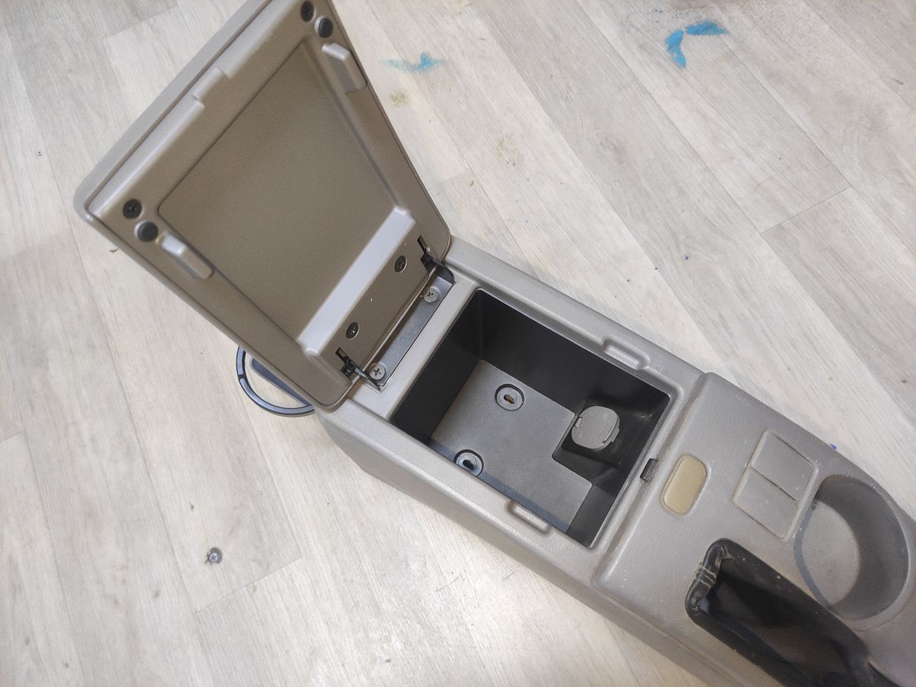 Бардачок на Subaru Forester SG5 Фото 3