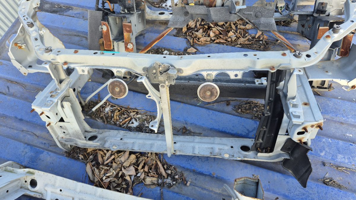 Телевизор на Toyota Caldina AZT241W 1AZ-FSE Фото 2