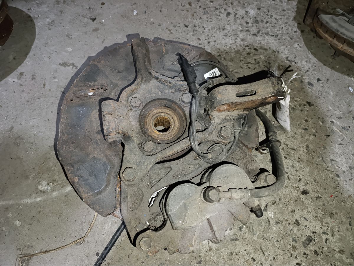 Ступица на Subaru Legacy Wagon BP5 EJ20X Фото 3