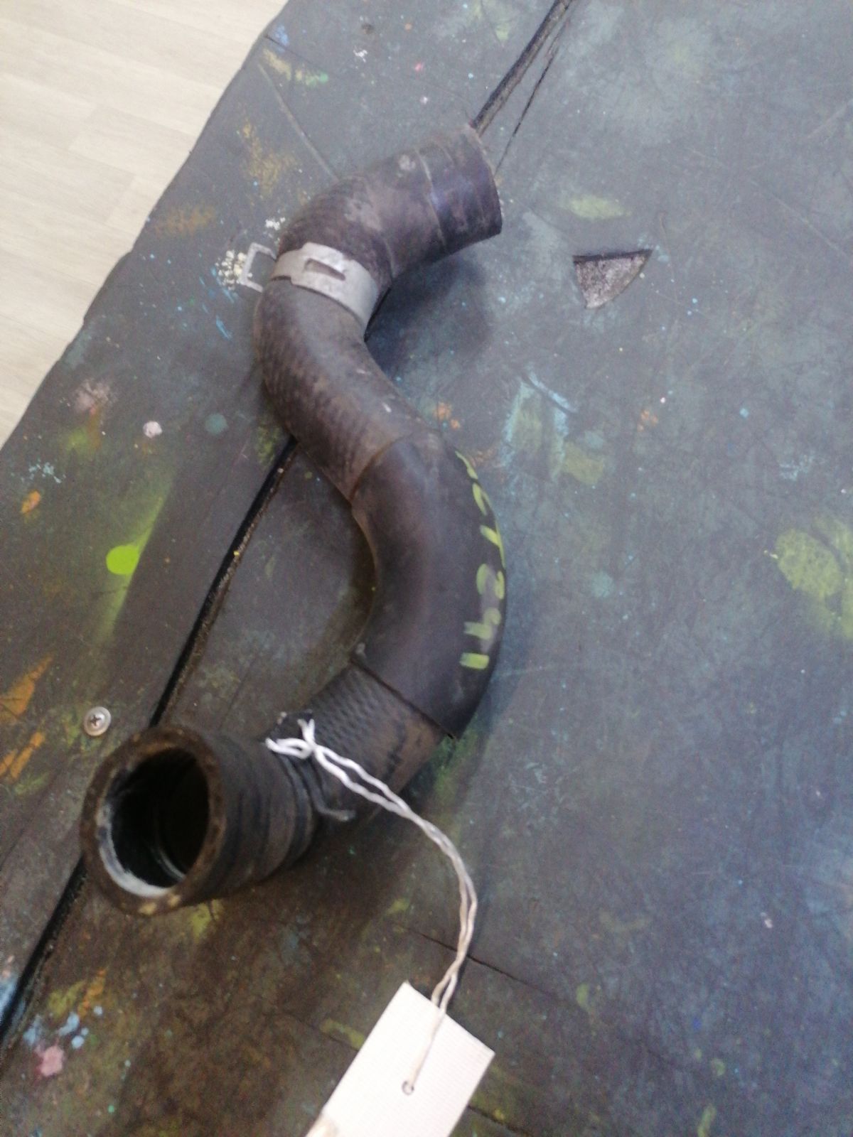 Патрубок радиатора ДВС 16572-28040 на Toyota Caldina AZT241W 1AZ-FSE Фото 2