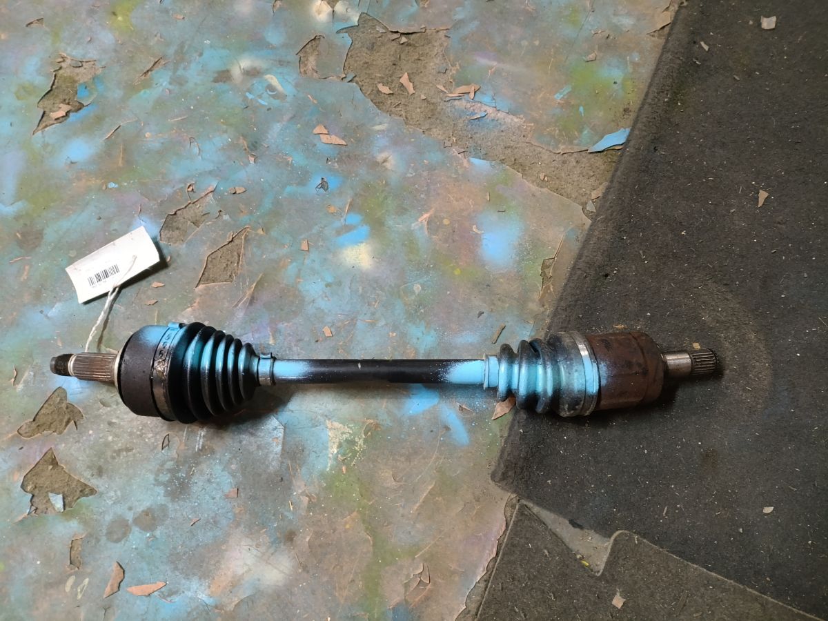 Привод на Honda Mobilio GB1 L15A Фото 2