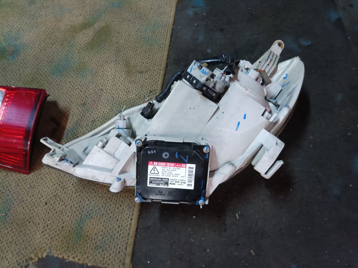 Фара 100-51857 100-51857 на Daihatsu Sonica L405S Фото 6