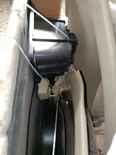 Обшивка багажника на Toyota Harrier SXU10W Фото 9