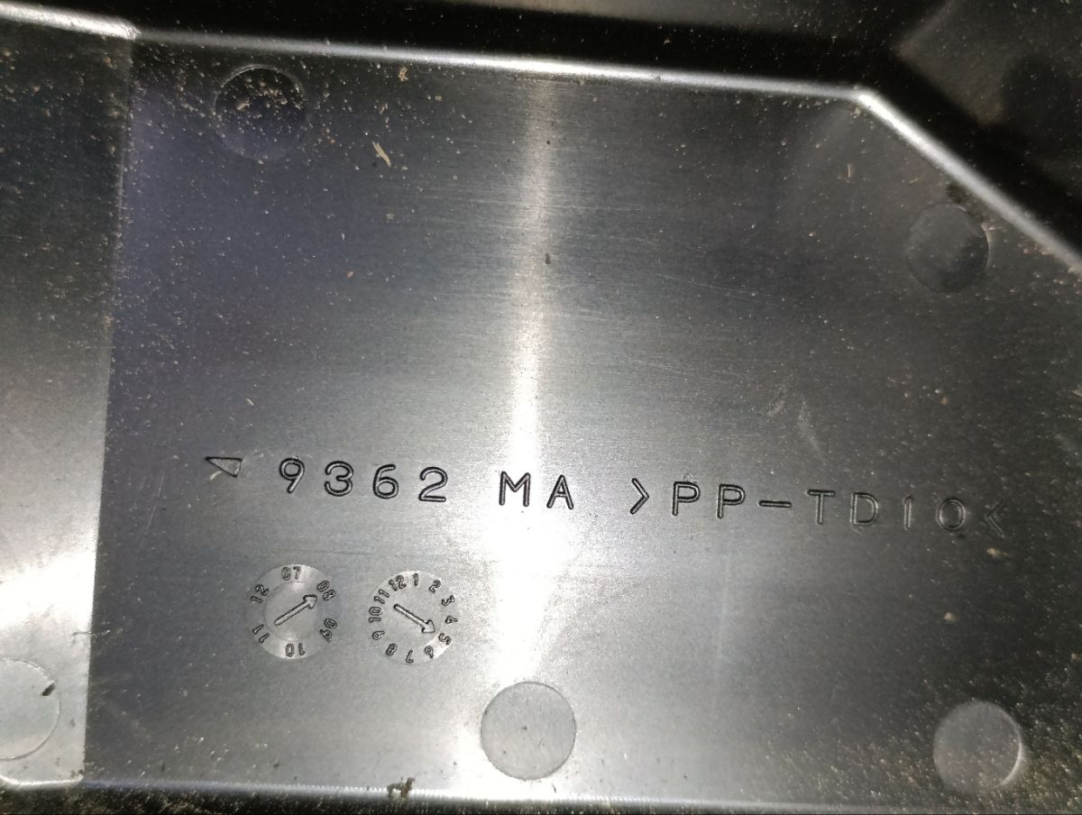 Блок предохранителей на Lexus Ls460 USF40 1UR-FSE Фото 3