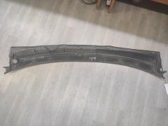 Решетка под лобовое стекло на Honda Stepwgn RF1 Фото 7