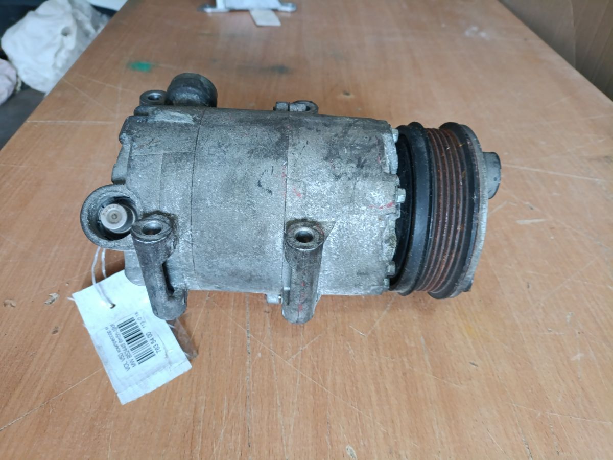 Компрессор кондиционера на Volvo V50 MW B5244S Фото 7