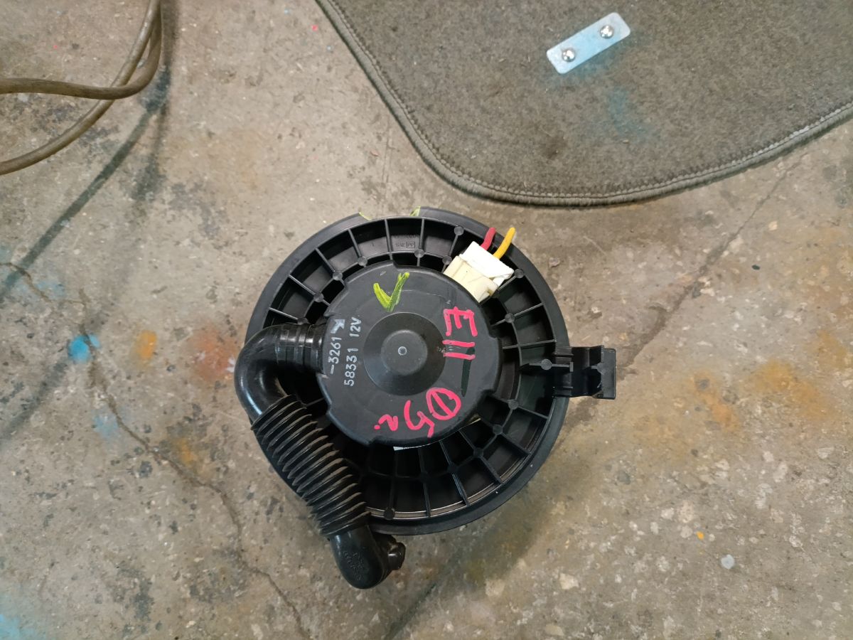 Мотор печки 27226-ED000 на Nissan Note E11 Фото 4