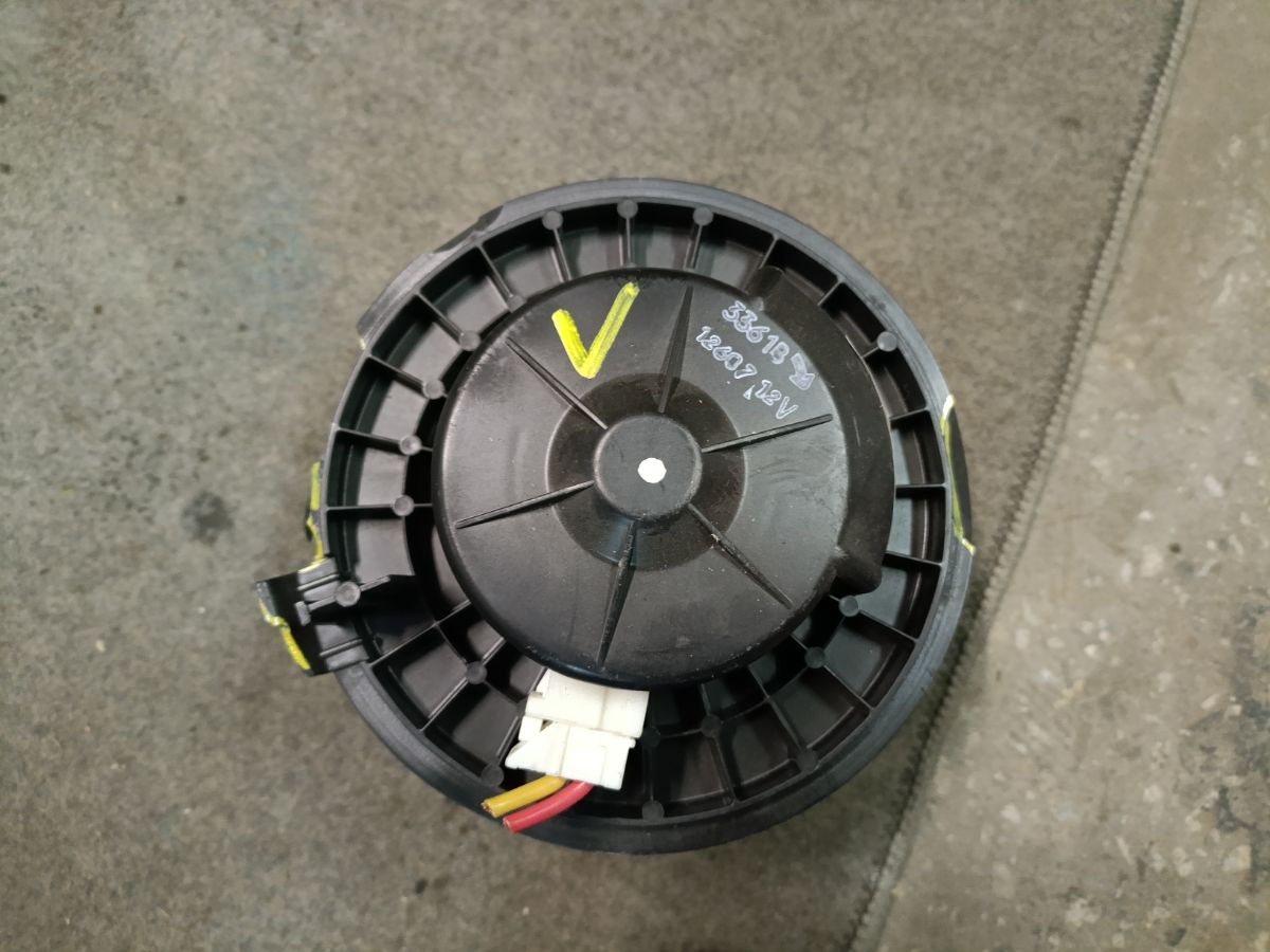 Мотор печки 27226-EE91A на Nissan Note E11 Фото 4