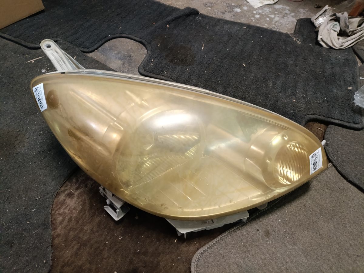 Фара 100-51857 100-51857 на Daihatsu Sonica L405S Фото 3