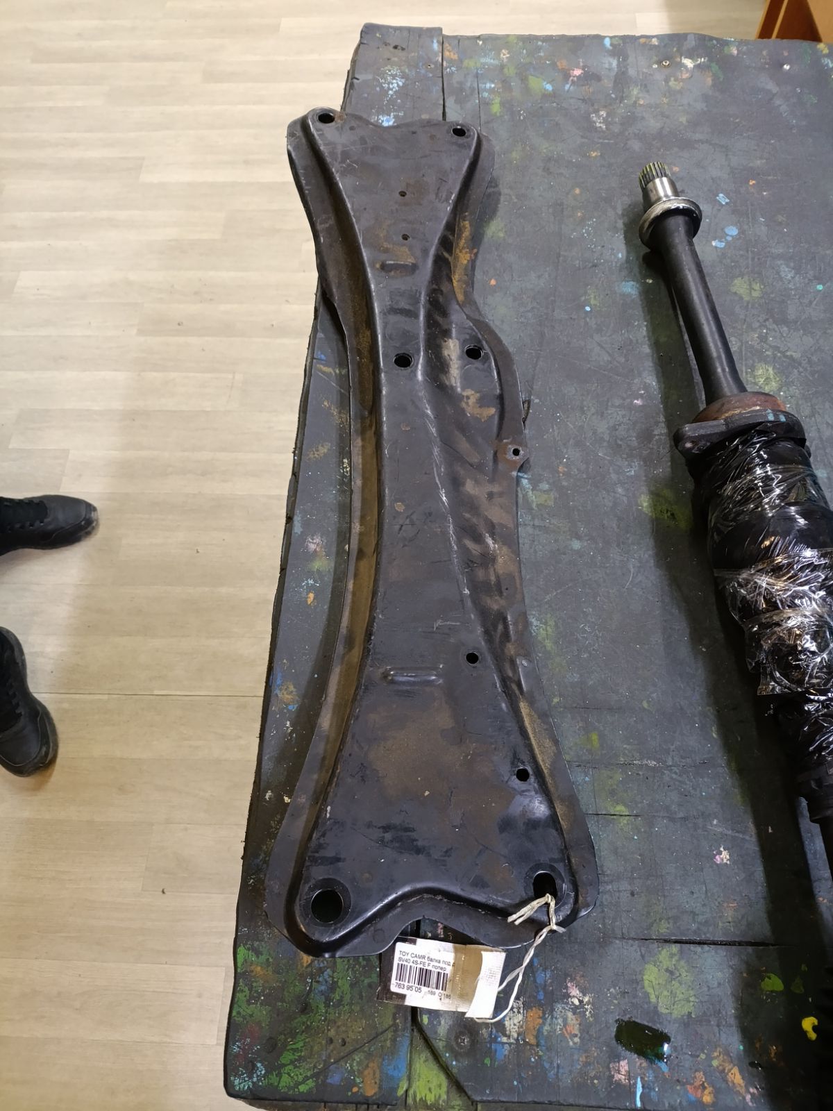 Балка под ДВС 51201-32040, 51201-32041 на Toyota Camry SV40 4S-FE Фото 3