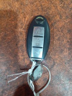 Ключ двери на Nissan Fuga Y50 VQ25DE Фото 1