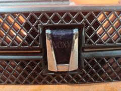 Решетка радиатора на Toyota Voxy AZR60G Фото 2