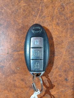 Ключ двери на Nissan Serena C25