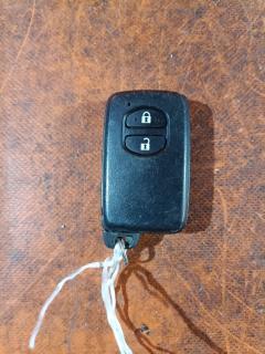 Ключ двери на Toyota Vitz NCP131 1NZ-FE