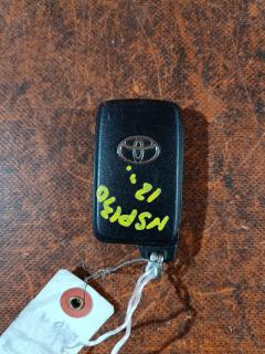 Ключ двери на Toyota Vitz NSP130 1NR-FE