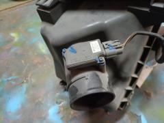 Датчик расхода воздуха MR985187 на Mitsubishi Grandis NA4W 4G69 Фото 4