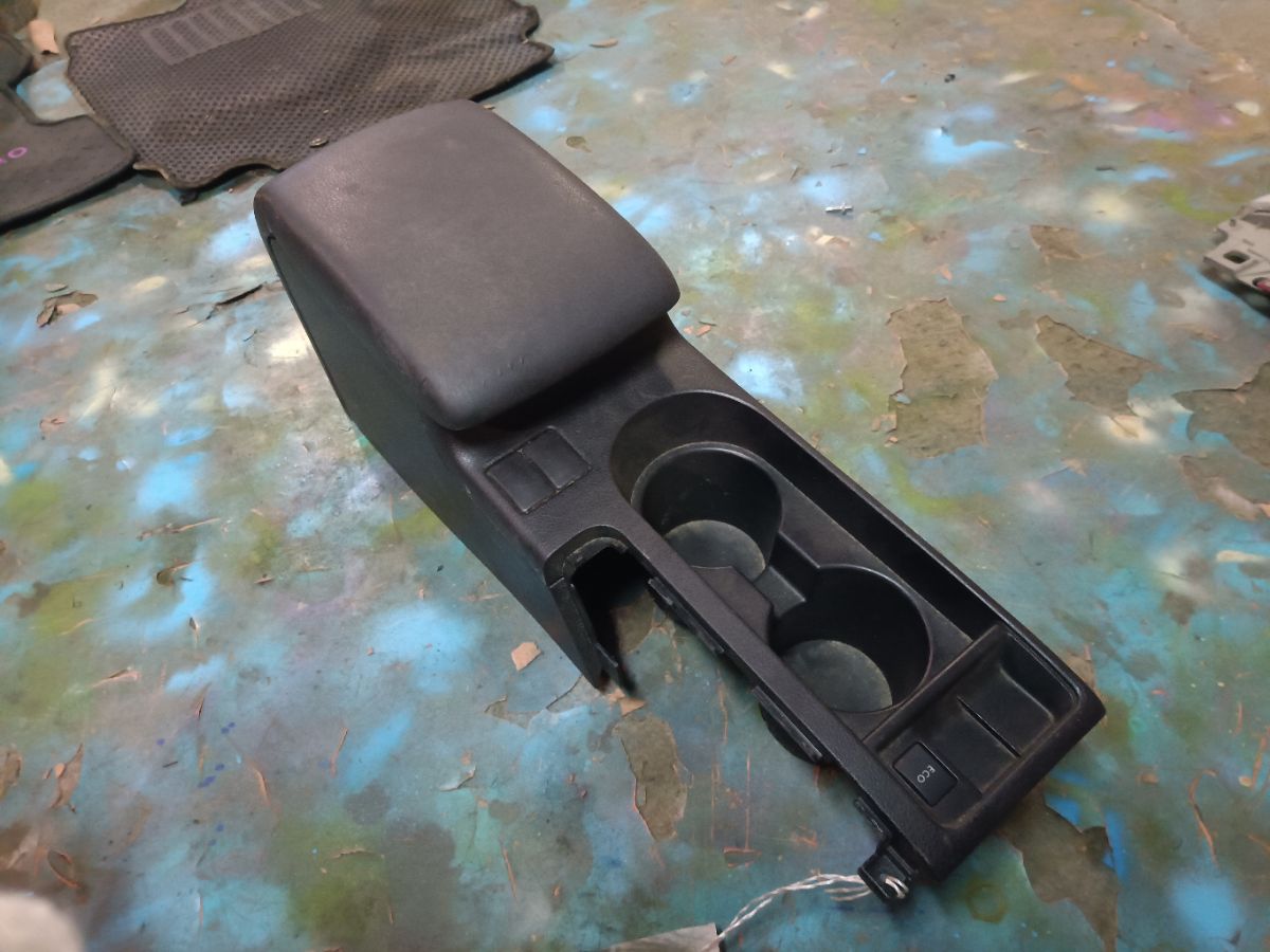 Бардачок на Subaru Impreza Wagon GH7 Фото 4